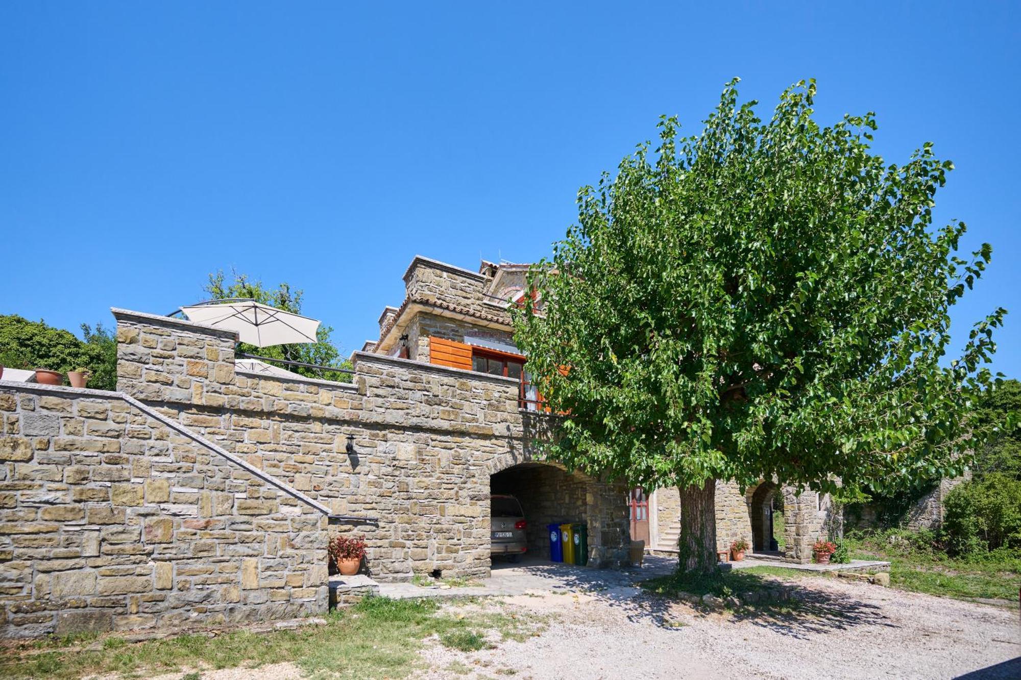 Вилла Casa Del Conte - Peaceful Hideaway In North Istria Грожнян Экстерьер фото